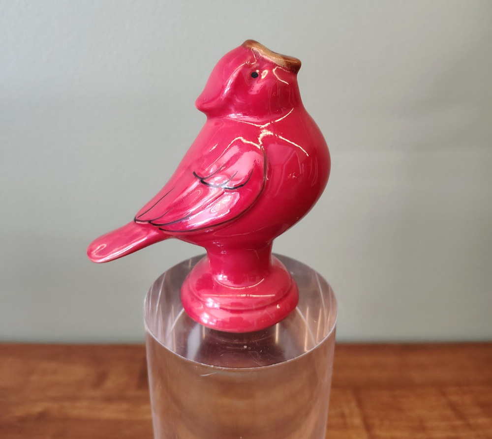 Vintage Roman Inc. Chubby Funneled Red Cardinal Pie Bird Hand Painted 4"